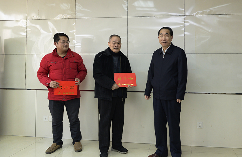 局领导分赴基层各单位开展春节走访慰问